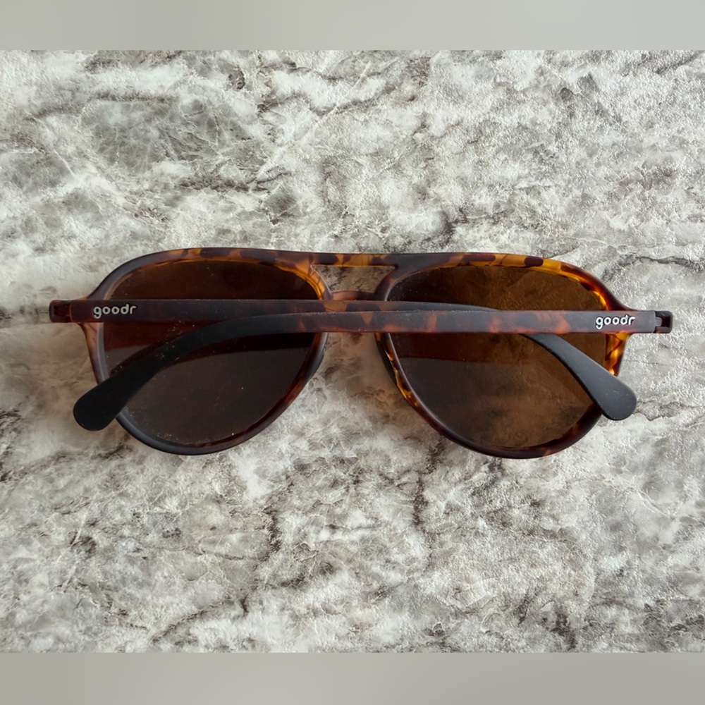 Goodr Mach G Tortoiseshell Men’s Aviator Sunglasses - Brown Lenses - Picture 2 of 8
